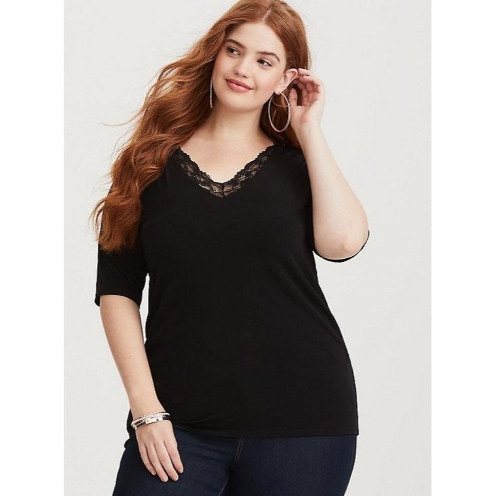Torrid V-neck lace black Top